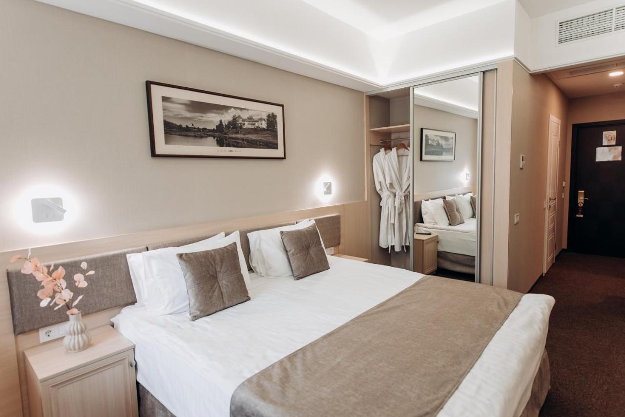 Nota Bene & Restaurant Hotel 4*
